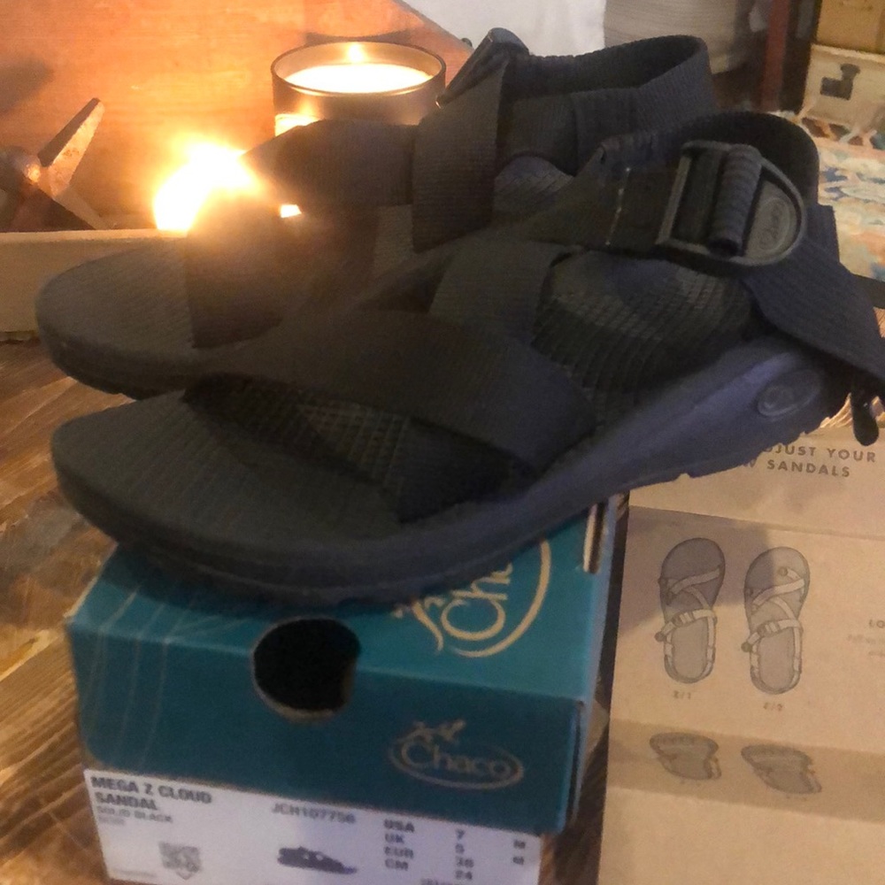 CHACOS MEGA Z CLOUD SANDAL SOLID BLACK (Noir) w/ box barely worn size 7